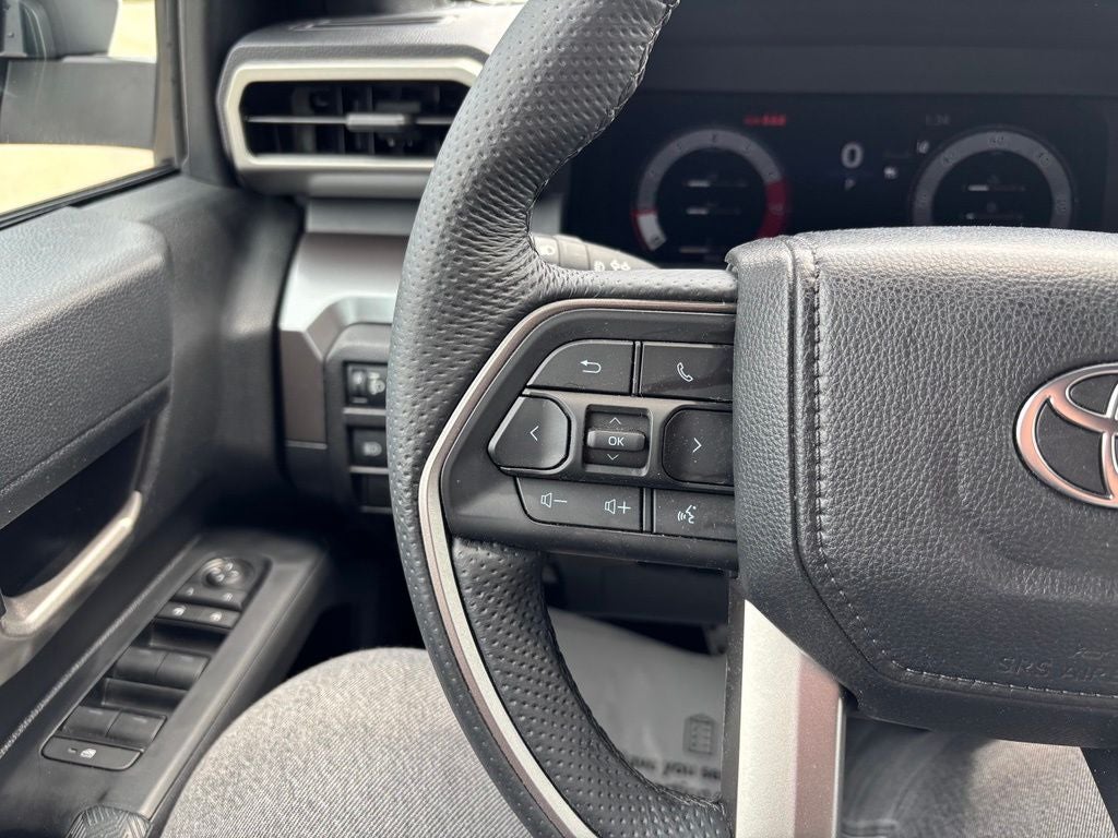 2025 Toyota Tacoma TRD Sport - Photo 18