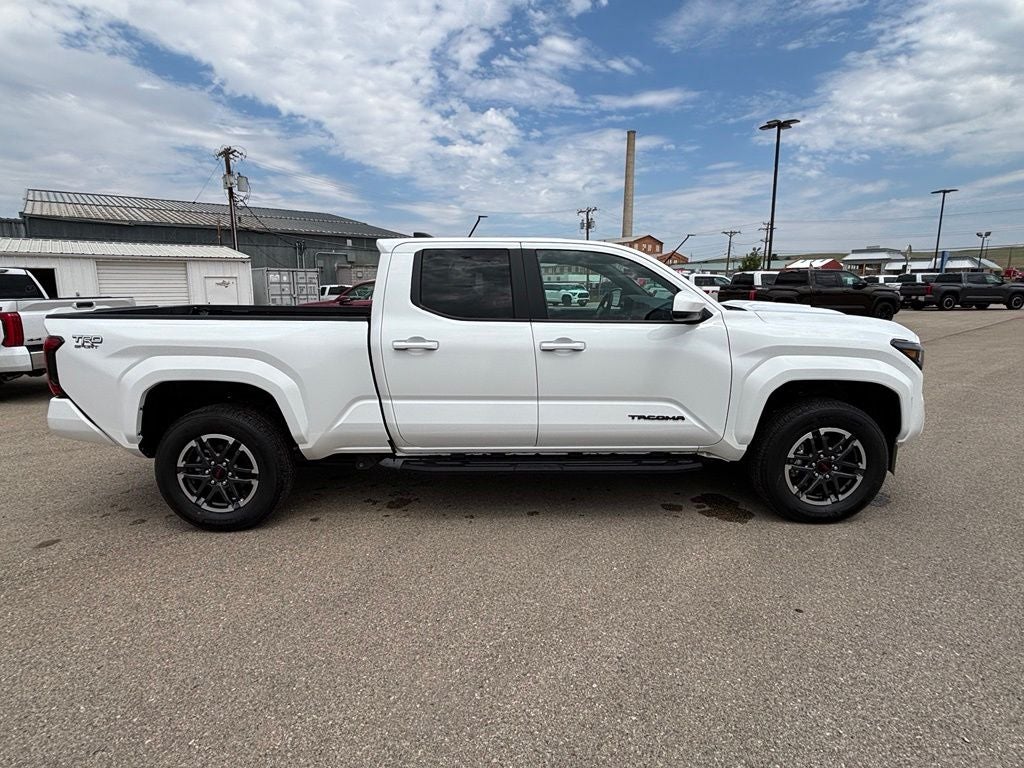 2025 Toyota Tacoma TRD Sport - Photo 9