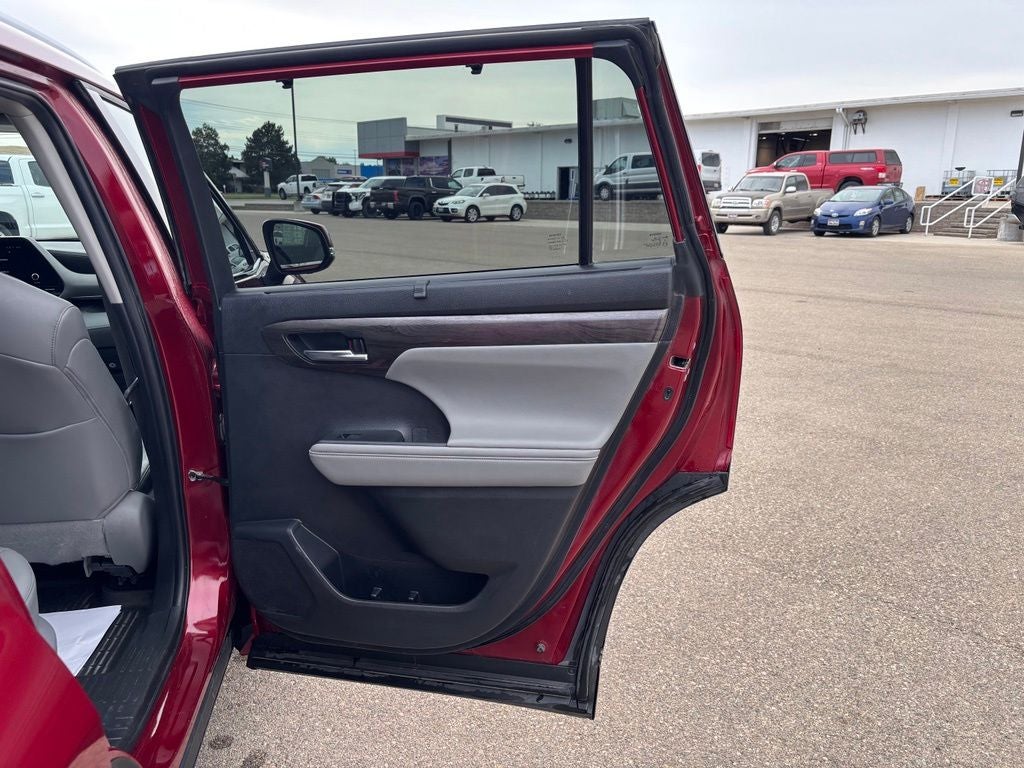 2023 Toyota Highlander Limited