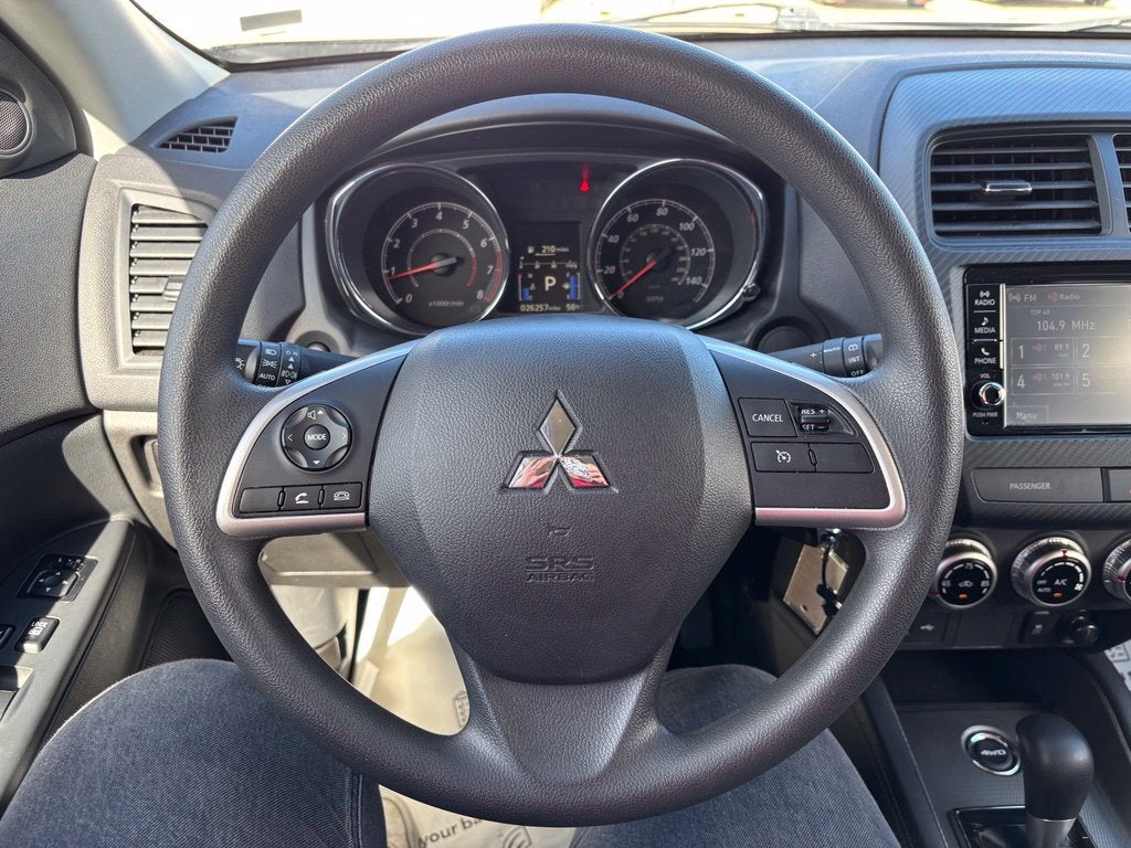 2025 Mitsubishi Outlander Sport ES - Photo 18