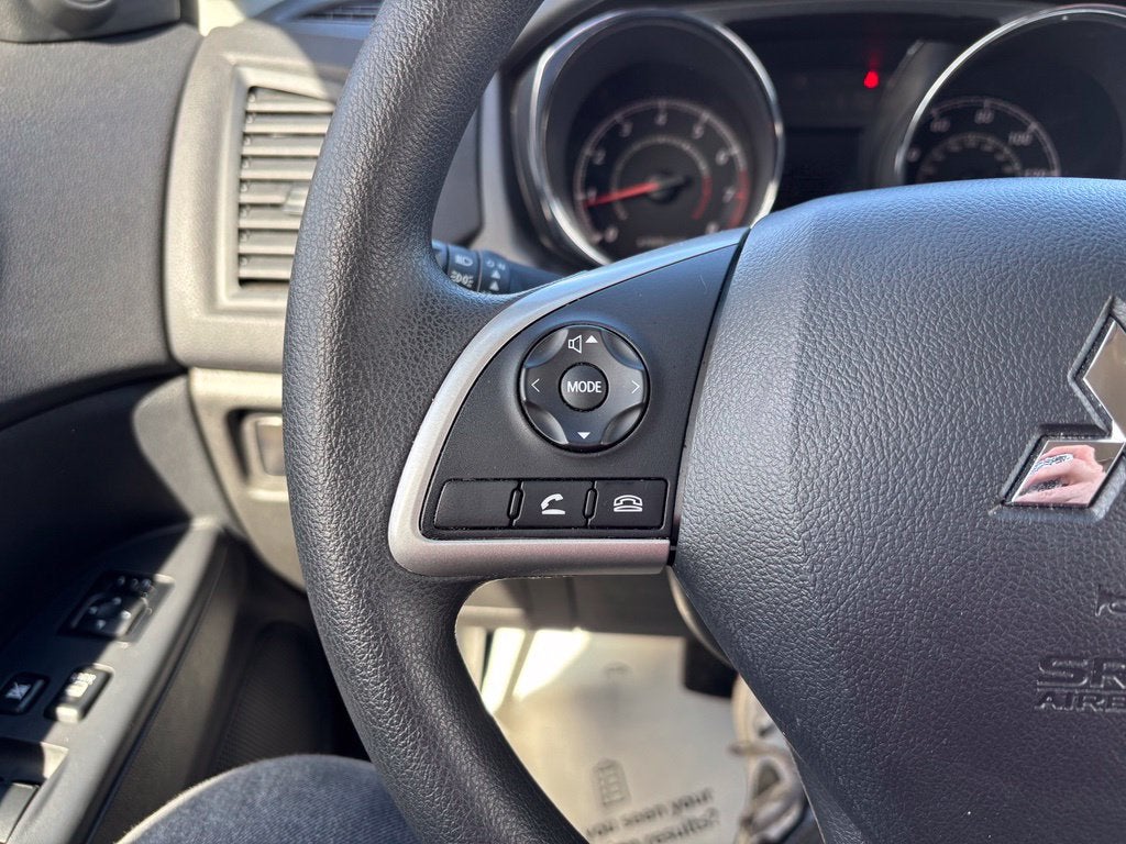 2025 Mitsubishi Outlander Sport ES - Photo 19