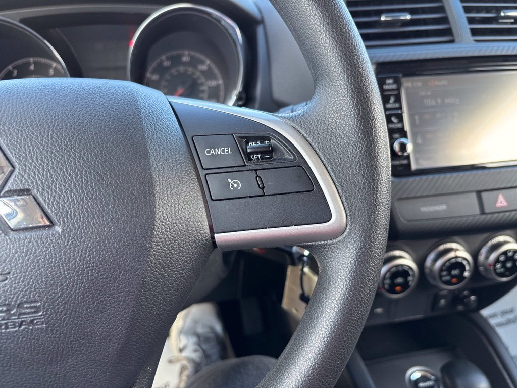 2025 Mitsubishi Outlander Sport ES - Photo 20
