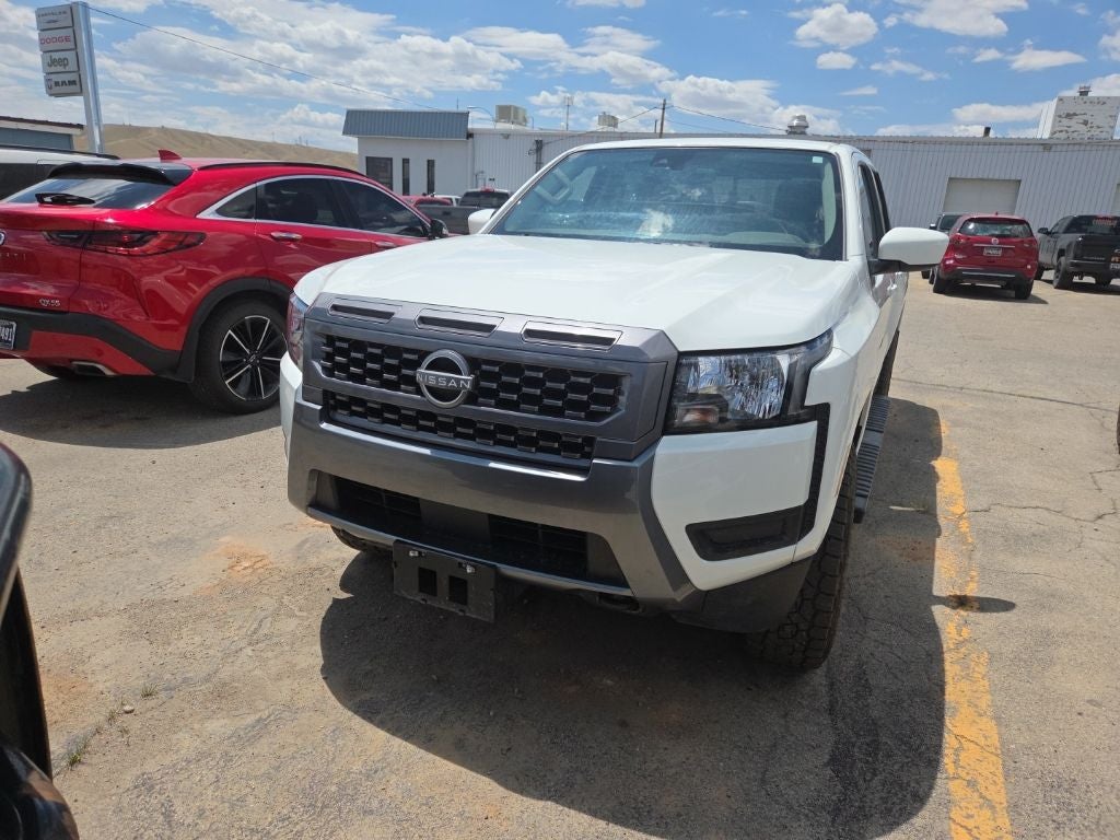 2025 Nissan Frontier SV
