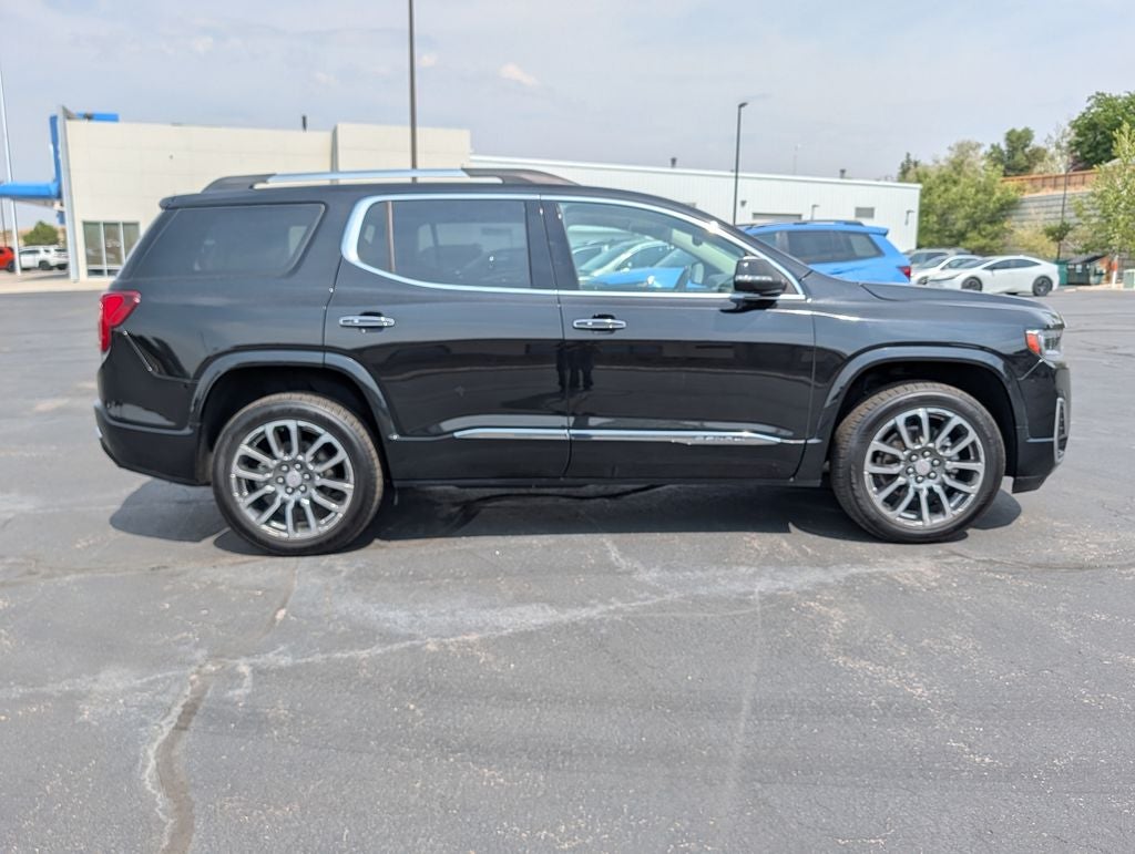 2022 GMC Acadia Denali