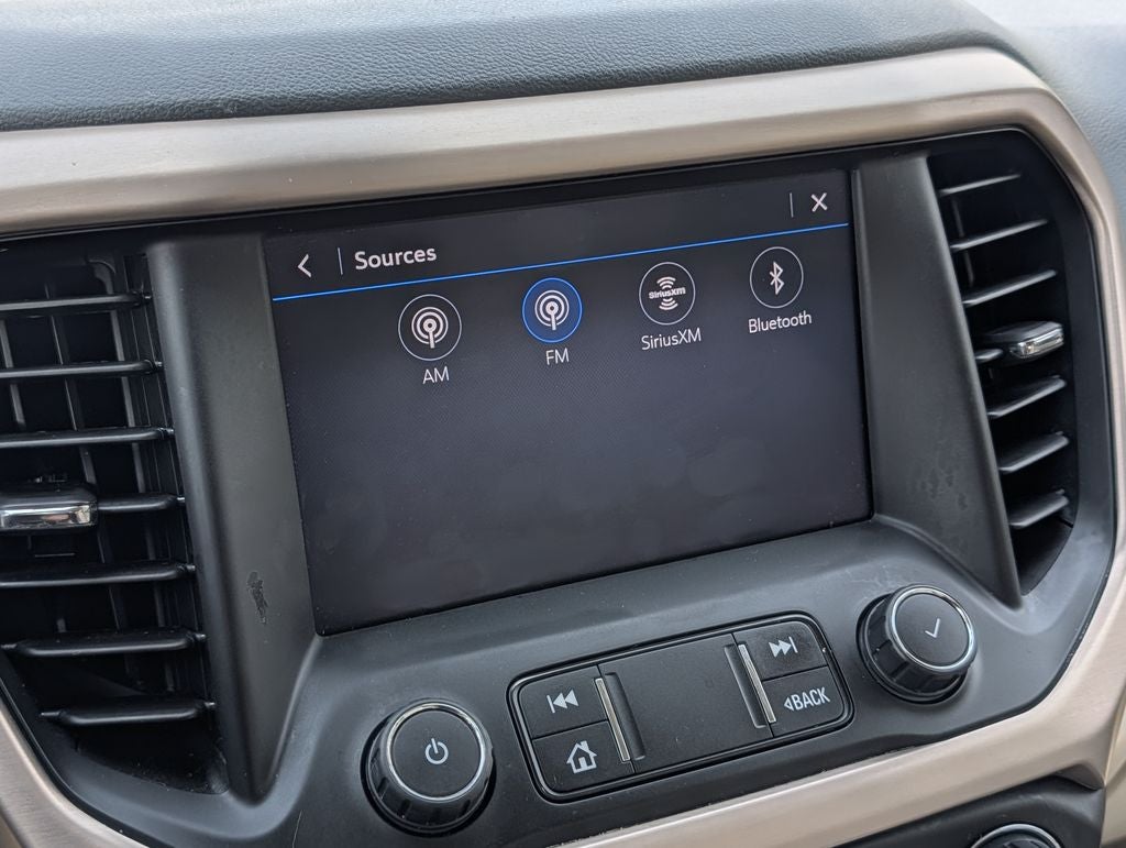 2022 GMC Acadia Denali