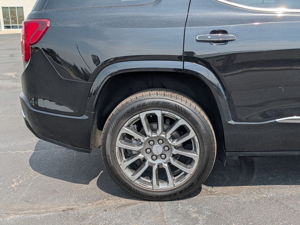 2022 GMC Acadia Denali