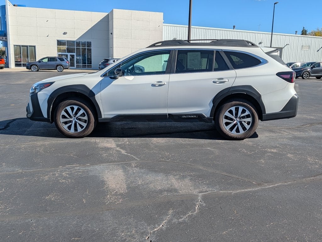 2025 Subaru Outback Premium w/Sunroof