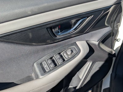 2025 Subaru Outback Premium w/Sunroof