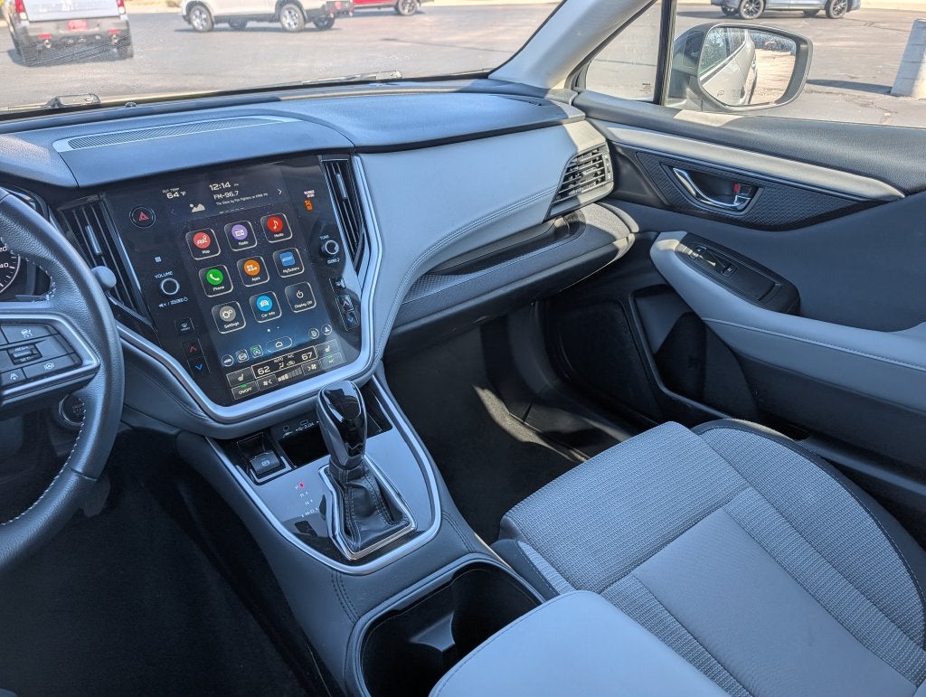 2025 Subaru Outback Premium w/Sunroof