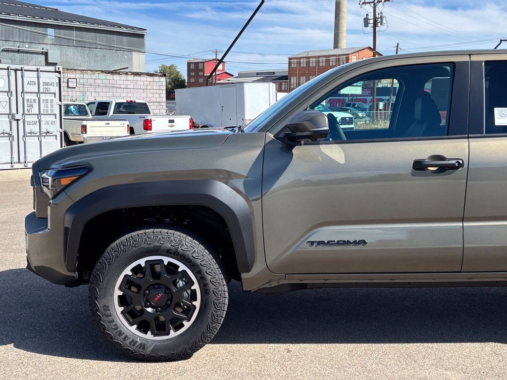 2026 Toyota Tacoma TRD Off Road - Photo 10