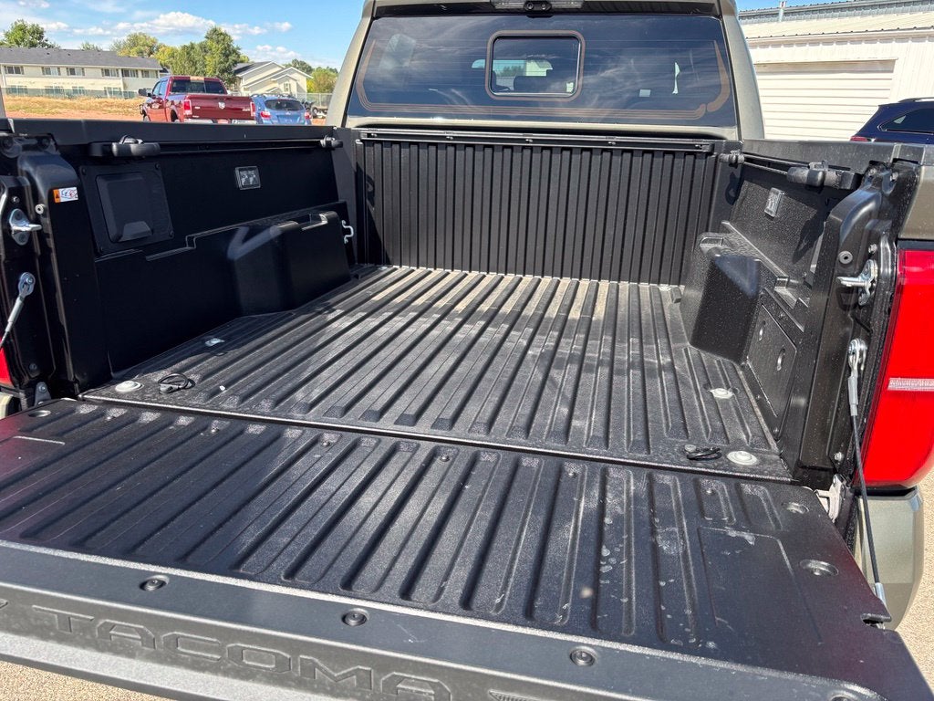 2026 Toyota Tacoma TRD Off Road - Photo 8