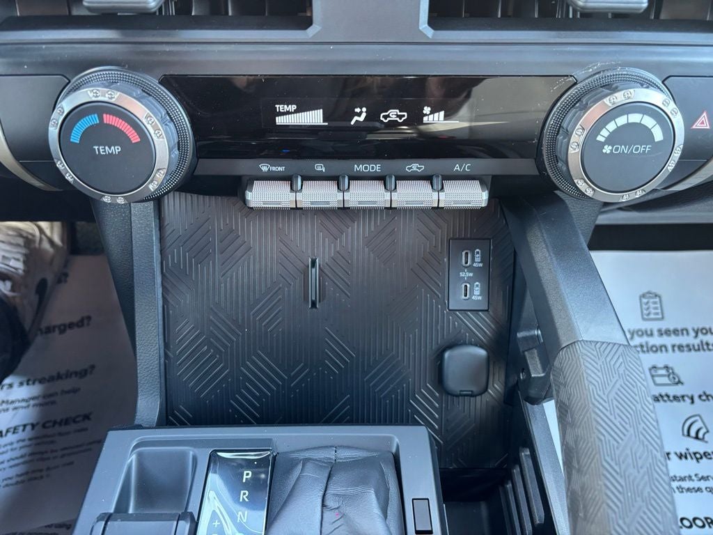 2025 Toyota Tacoma SR5 - Photo 29