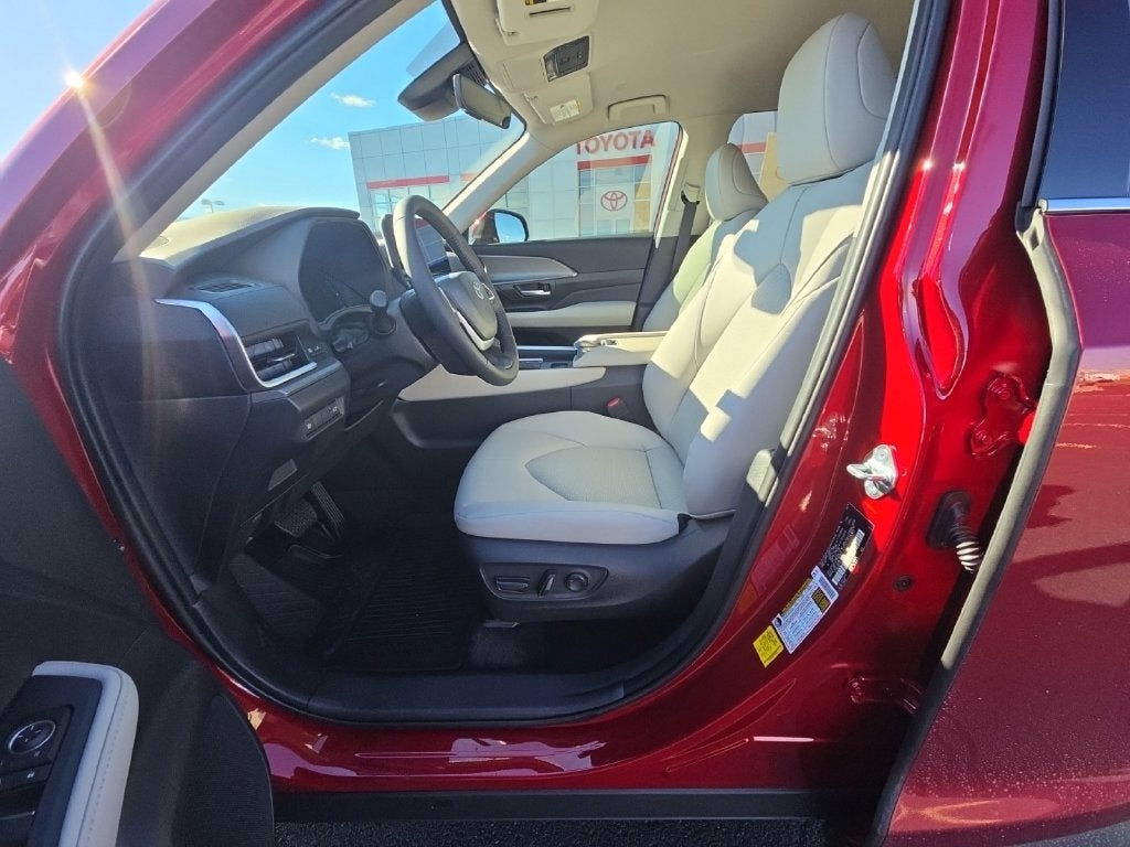 2026 Toyota Grand Highlander Hybrid XLE