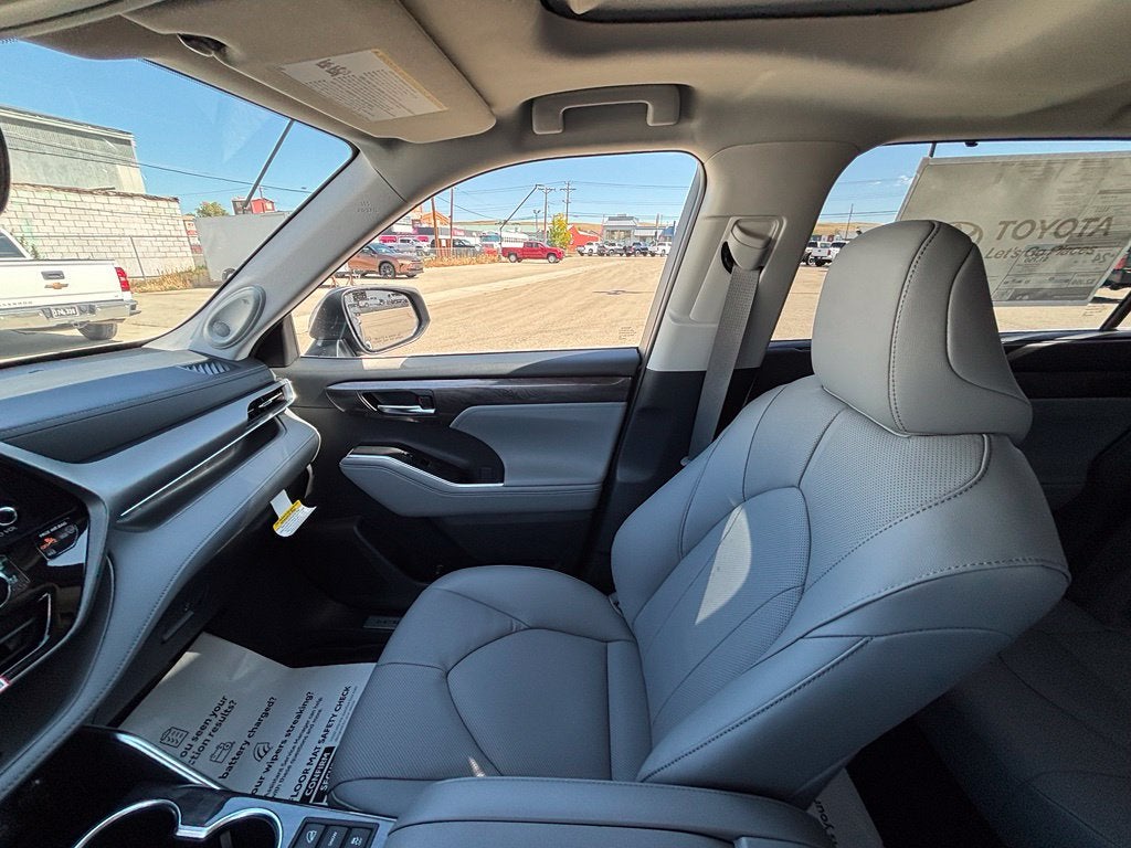 2026 Toyota Highlander Limited