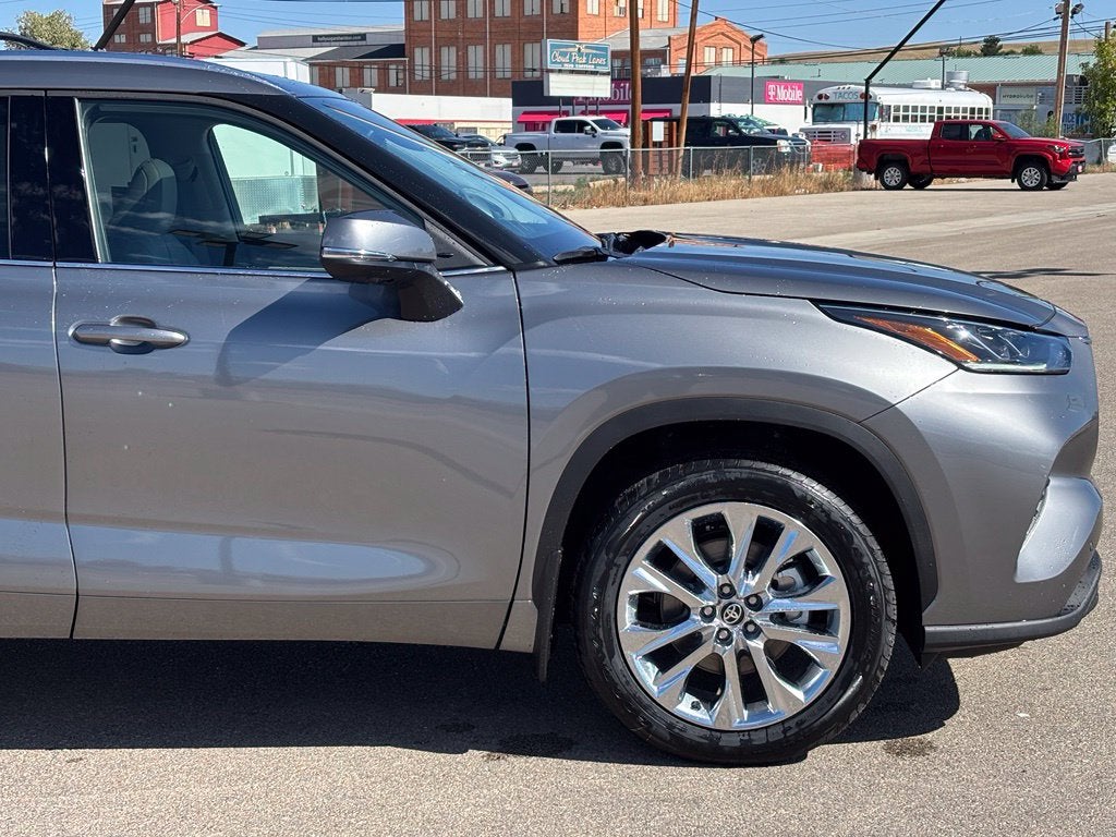 2026 Toyota Highlander Limited