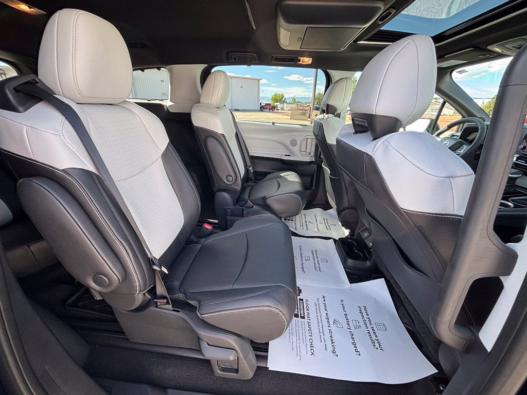 2026 Toyota Sienna XSE 7 Passenger