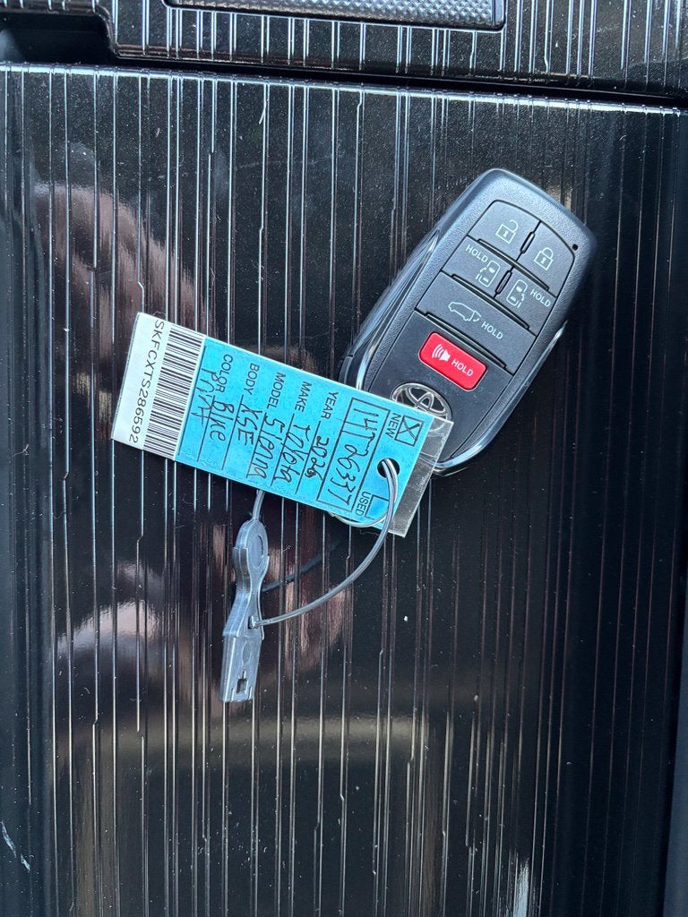 2026 Toyota Sienna XSE 7 Passenger