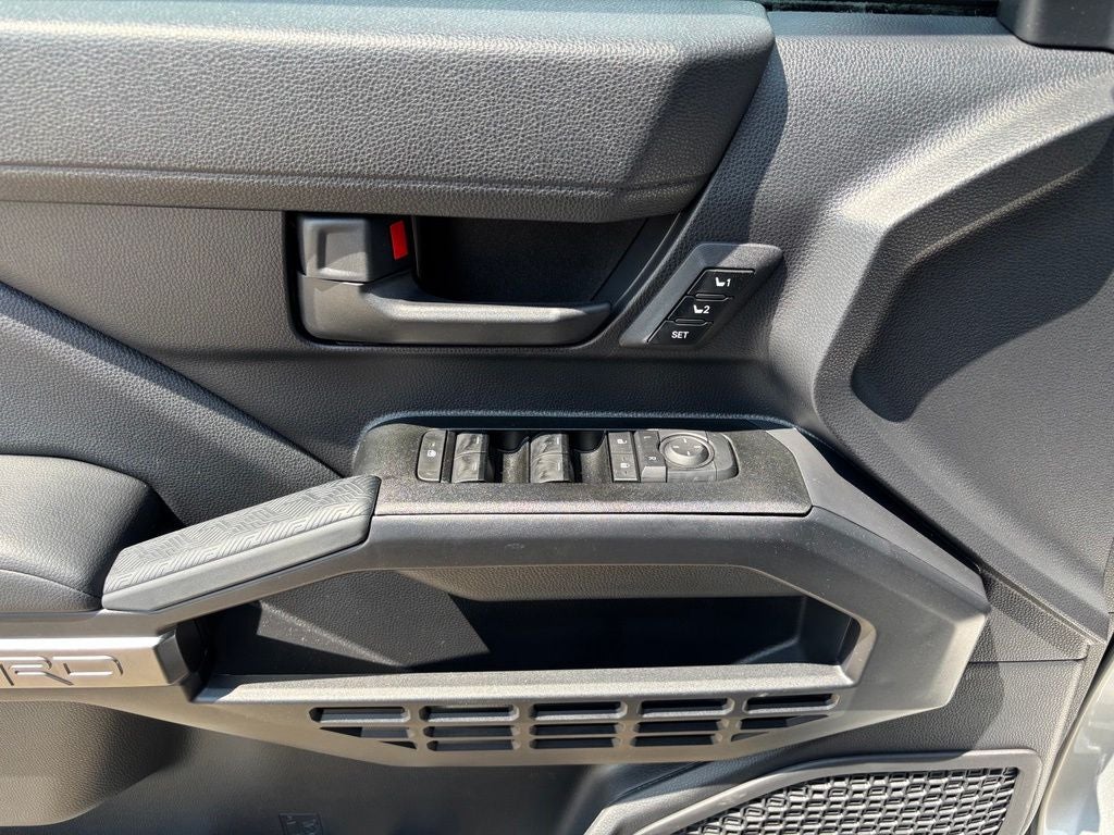 2026 Toyota 4Runner TRD Off-Road - Photo 16
