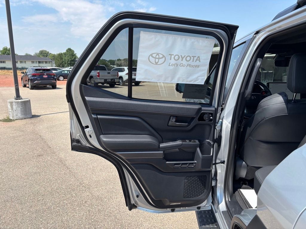 2026 Toyota 4Runner TRD Off-Road - Photo 38