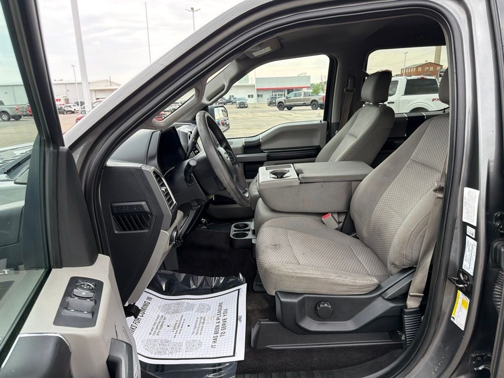 2015 Ford F-150 Base