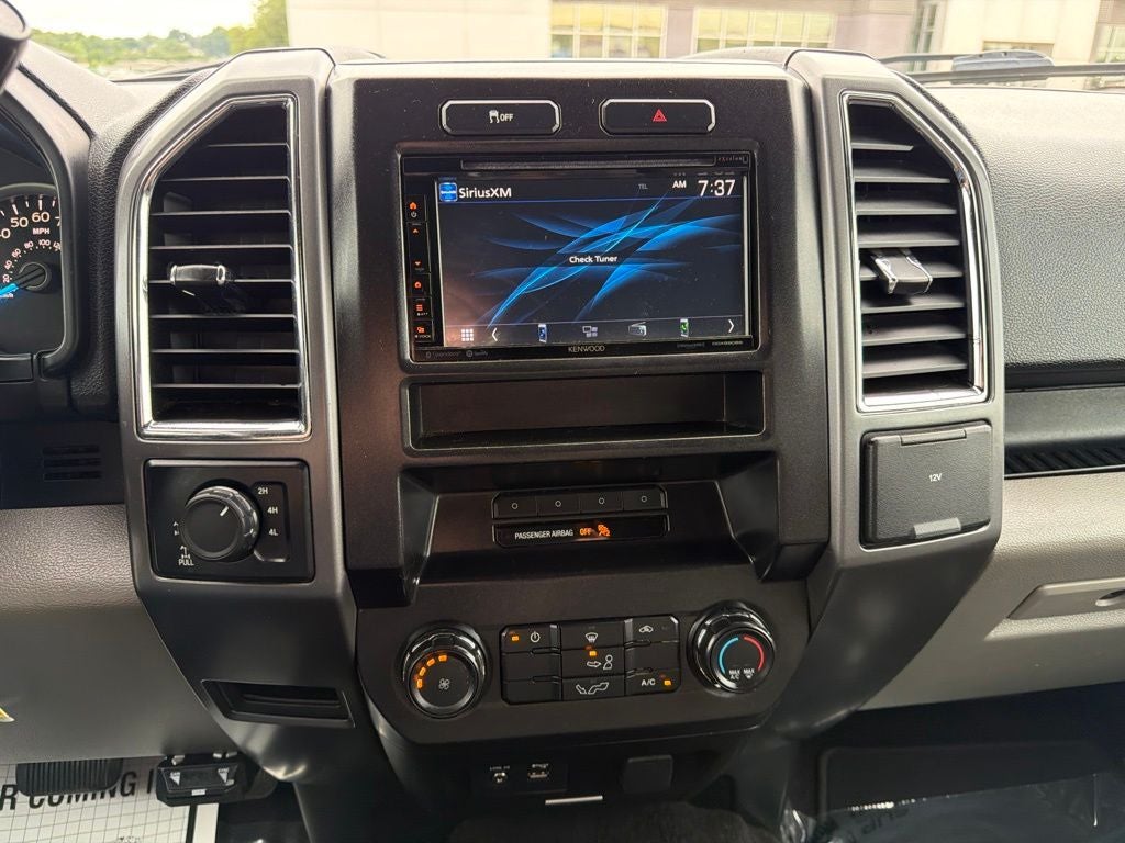 2015 Ford F-150 Base