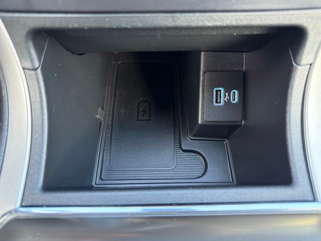 2022 Ford Edge ST Line