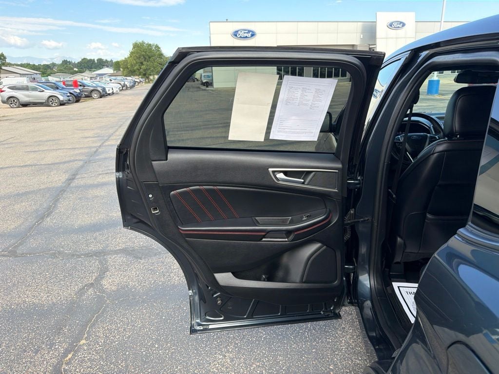 2022 Ford Edge ST Line