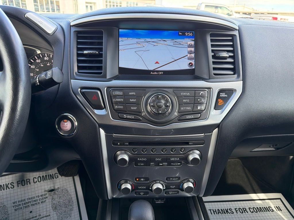 2020 Nissan Pathfinder SL