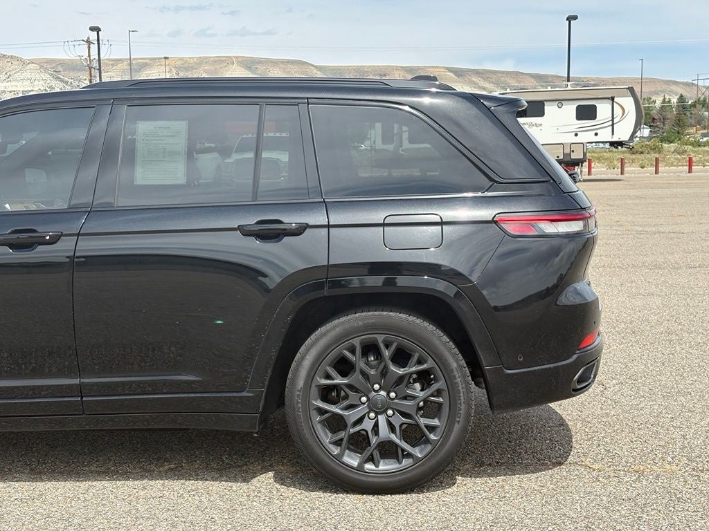 2025 Jeep Grand Cherokee Summit Reserve