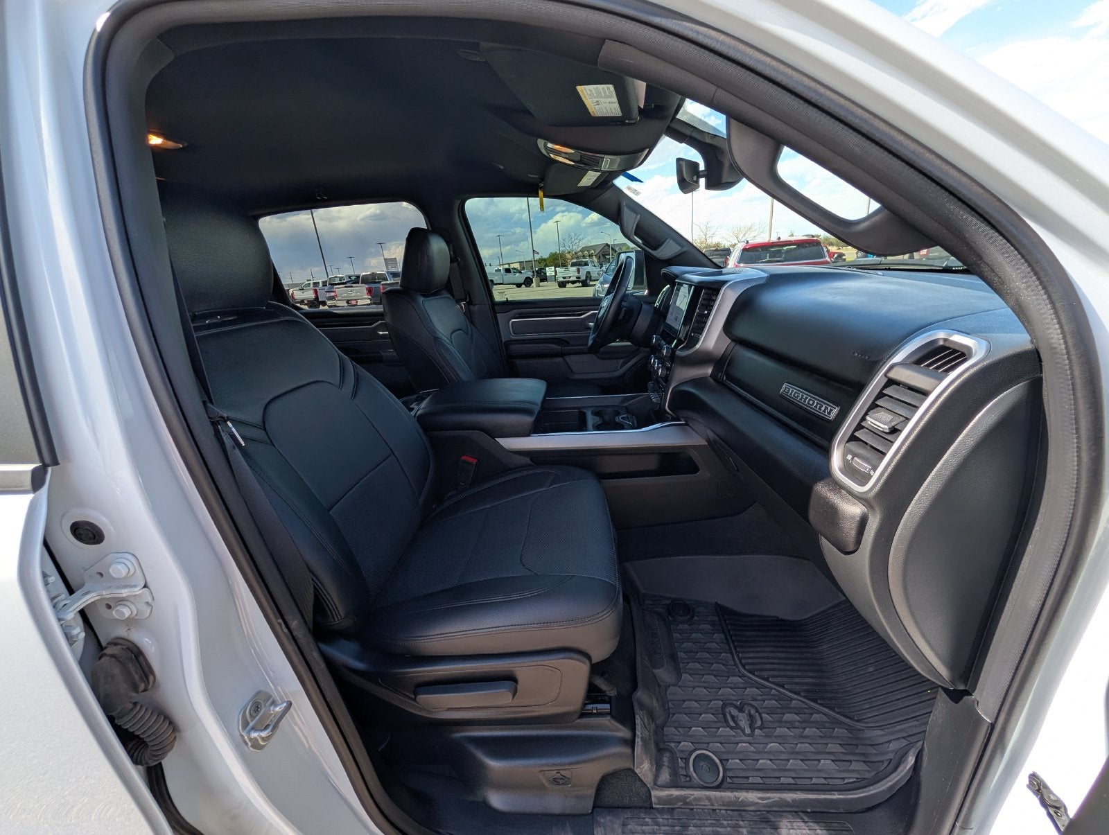 2023 RAM 1500 Big Horn Crew Cab 4x4 5'7' Box