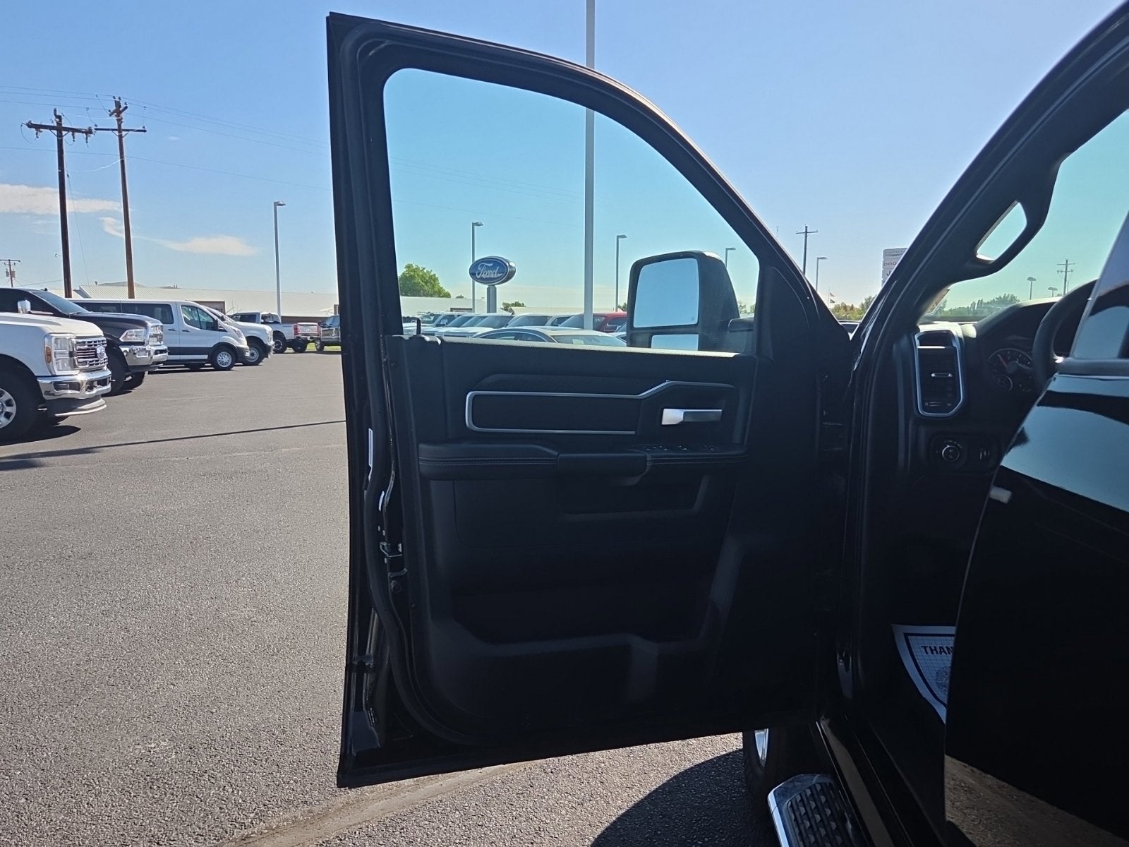 2025 RAM 2500 Big Horn Crew Cab 4x4 6'4' Box