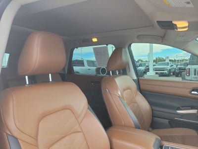 2024 Nissan Pathfinder Platinum