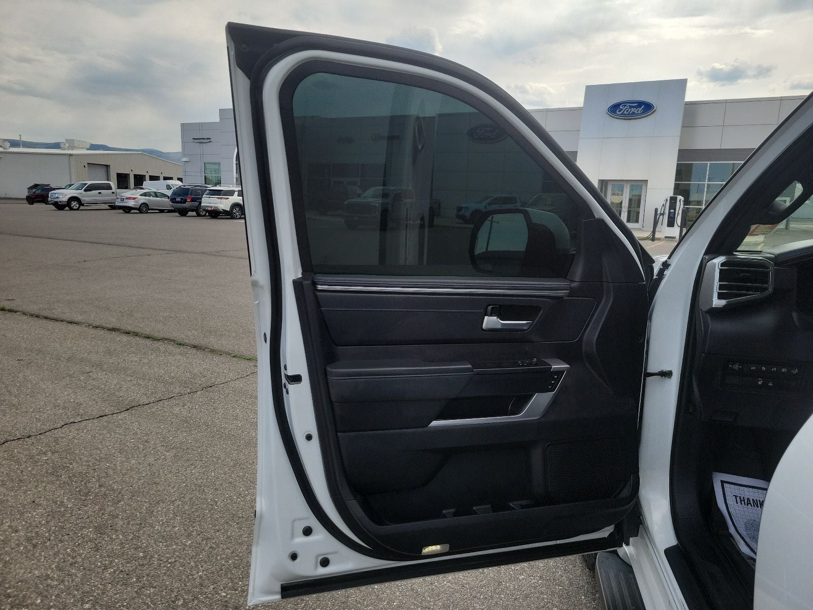 2023 Toyota Sequoia Platinum