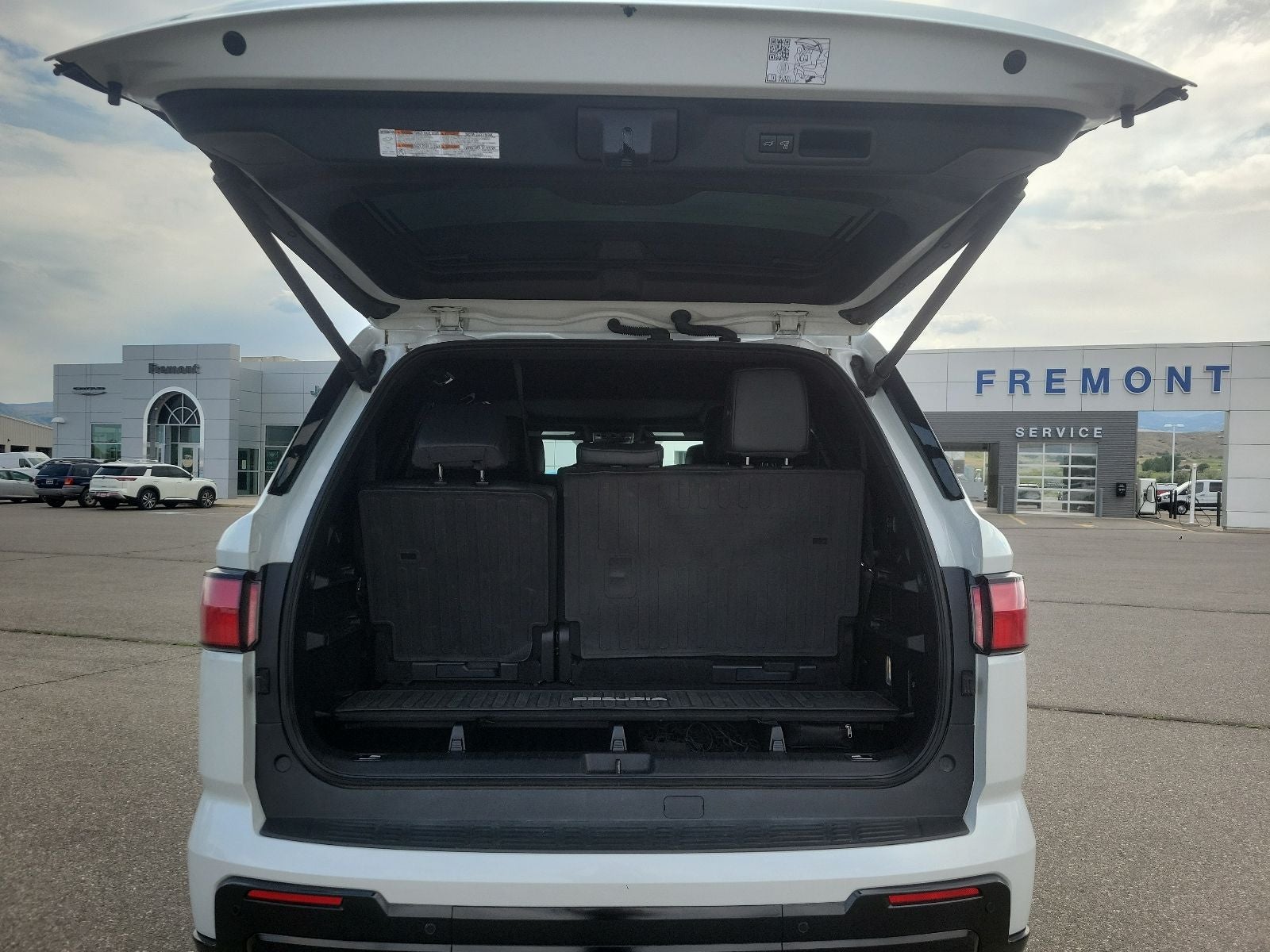 2023 Toyota Sequoia Platinum